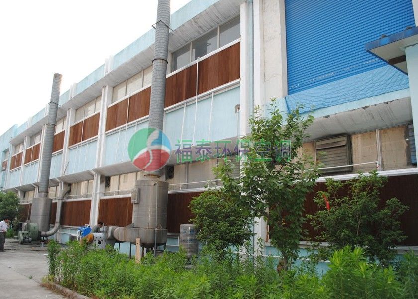 手袋厂水帘墙安装案例