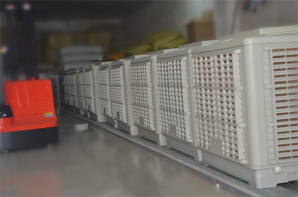福泰环保空调仓库一角